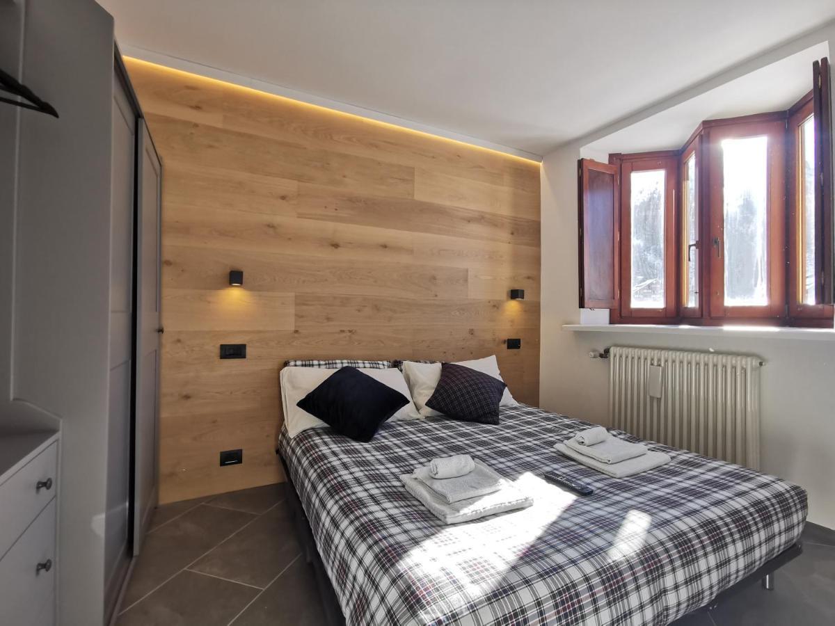 Aura Snowy Peaks Apartment At The Foot Of The Matterhorn - Cerviniaholidays-Com Breuil-Cervinia Extérieur photo