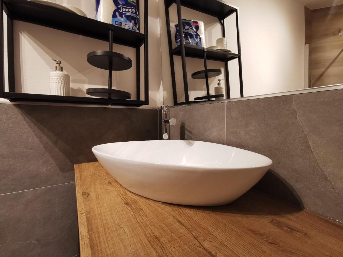 Aura Snowy Peaks Apartment At The Foot Of The Matterhorn - Cerviniaholidays-Com Breuil-Cervinia Extérieur photo